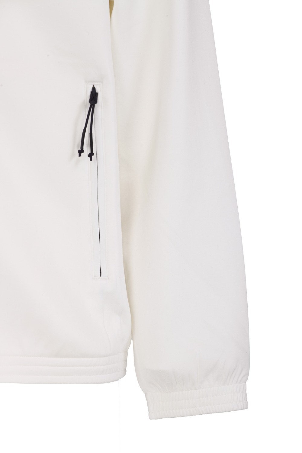 shop EMPORIO ARMANI  Felpa: Emporio Armani felpa full zip in double jersey Travel Essential.
Double jersey.
Collo alto con coulisse.
Maniche lunghe.
Polsini elastici.
Tasche laterali con zip.
Fondo con coulisse e tiranti.
Patch di collezione sul retro.
Vestibilità regolare.
Composizione 48% Poliestere, 46% Modal 6%, Elastan. 
Made in Cambogia.. EM000083 AF10103-U1105 number 5834433